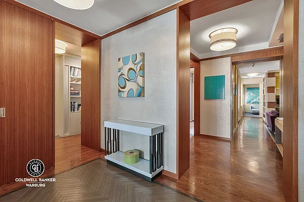 Sold by Coldwell Banker Warburg | media 1