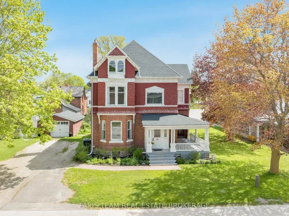 23 Yonge St S, Springwater, ON L0L 1P0