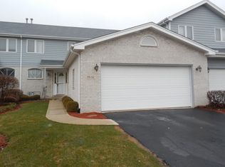 8642 Tullamore Dr, Tinley Park, IL