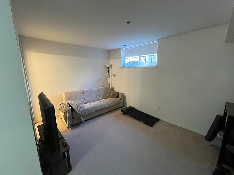 1021 Maiden Ln — Photo 25