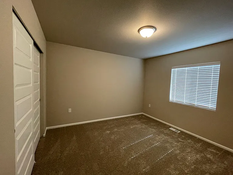 1037 Timberline Ave — Photo 19