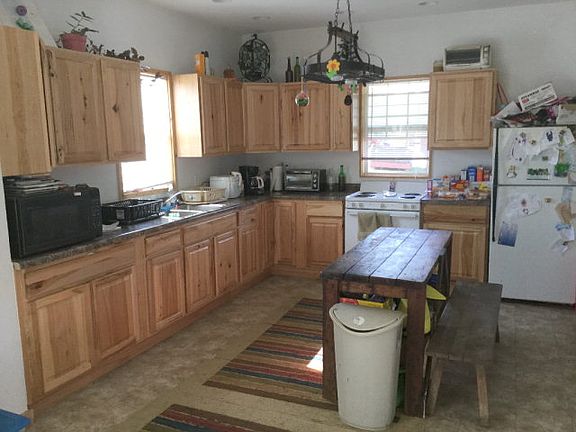 2nd image of 204 N Water St