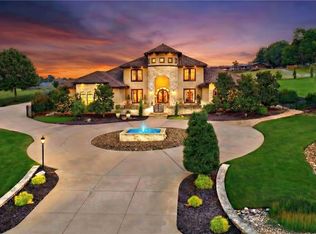 3446 N Horse Meadow Dr, Fayetteville, AR 72703