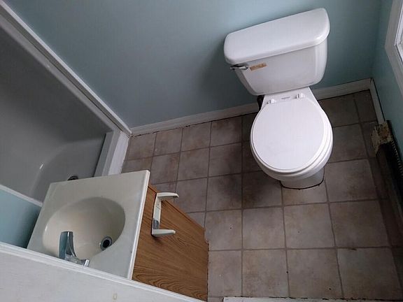 4th image of 43 Waterstreeet 2