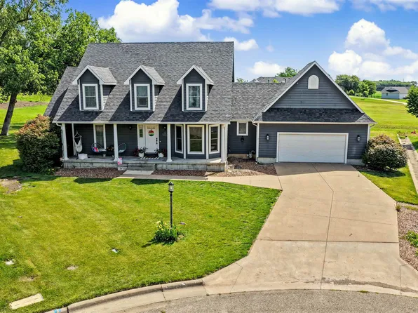 417 Coreyview Pl, Abilene, KS 67410