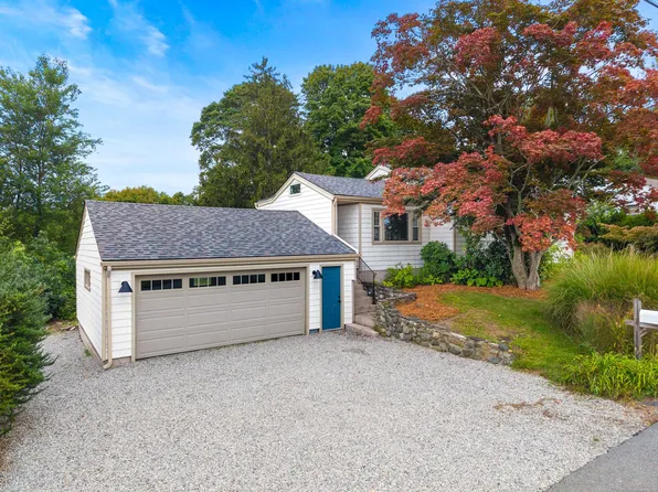 5 Pleasant Street, Stonington, CT 06355