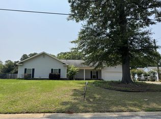 105 Wake Forest Dr, Warner Robins, GA 31093