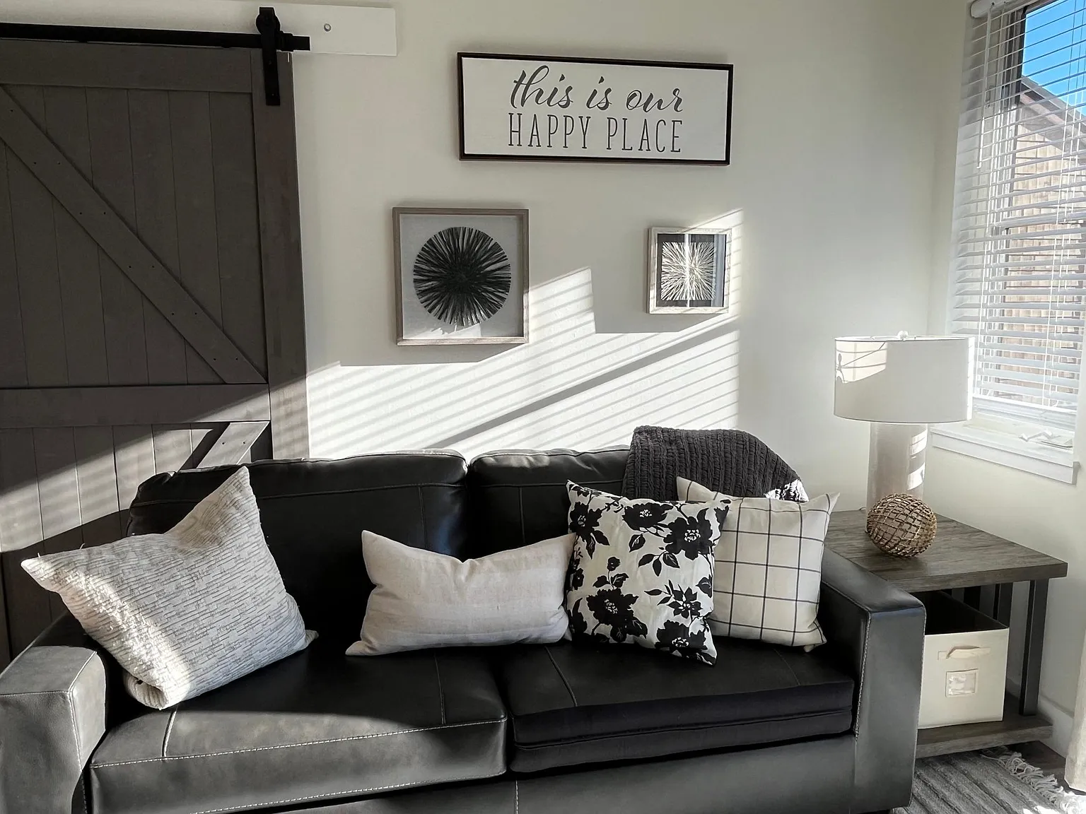 1 bed, 748 sqft, $2,300 — Photo 3