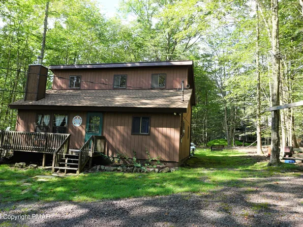 1029 Laurel Hill Rd, Pocono Lake, PA 18347