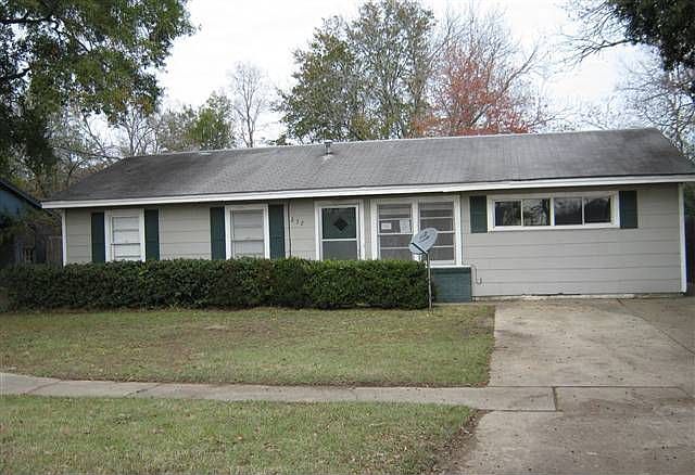 1st image of 232 Glenda St