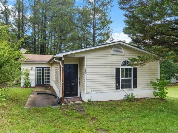 2396 Spring Valley Rd, Henderson, NC 27537