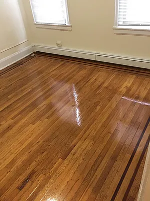 Rented by Metroline Realty | media 26