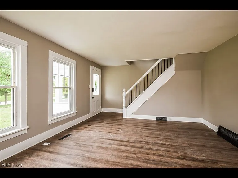 33 Adams St #35 — Photo 11