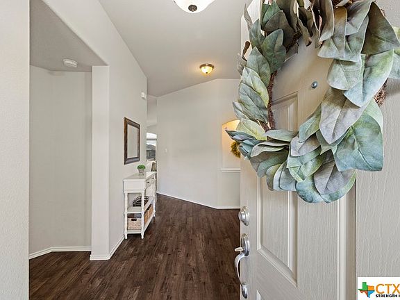 2nd image of 5827 Ambrose Cir