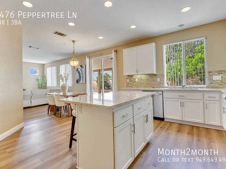 7476 Peppertree Ln — Photo 17