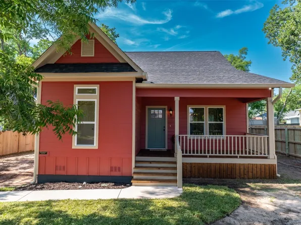 116 E Park St, Sulphur Springs, TX 75482