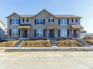 448 Saint James Ct, Saint Peters, MO 63376