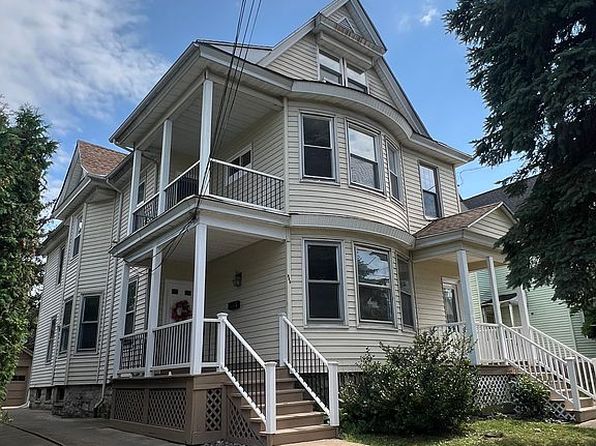 907 Churchill Ave