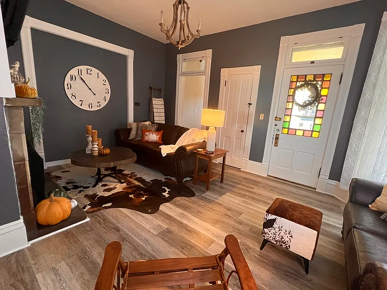 214 E Jackson St #A — Photo 12