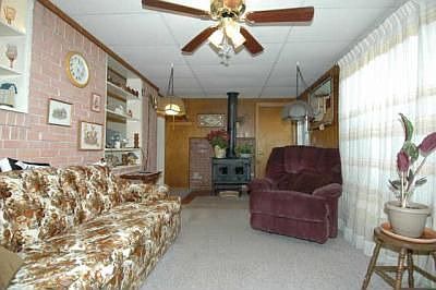 5th image of 1611 Browning Dr
