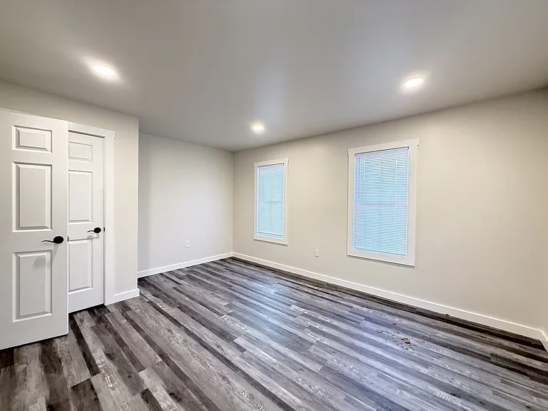 629 Main St #1 — Photo 11