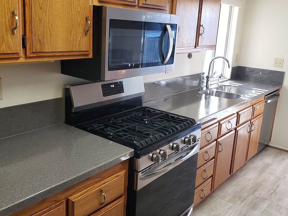 1st image of 891 Oakland Hills Dr