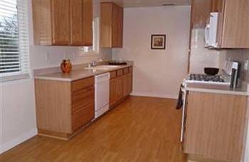 4th image of 7500 Wisconsin Dr