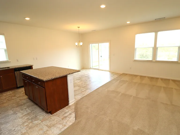 1149 Noor Ln — Photo 4