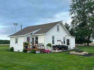 1010 N County Road 2500 E, Carthage, IL 62321