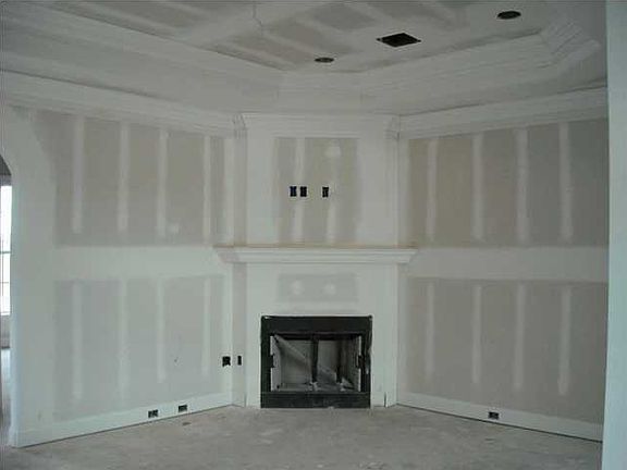 3rd image of 104 Regal Oaks