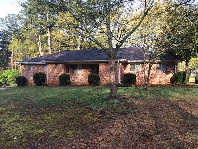 Exterior - duplex on right side