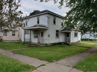 24 Mitchell St, Oswego, NY 13126