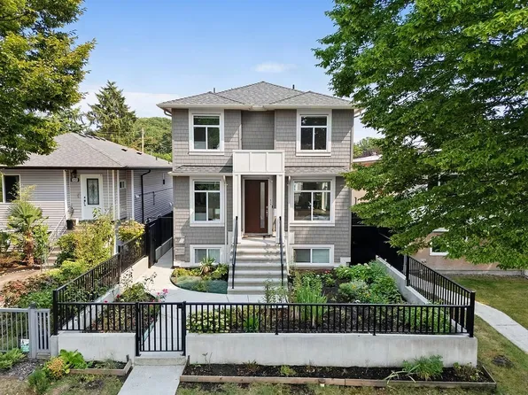 636 Cassiar St, Vancouver, BC V5K 4N2