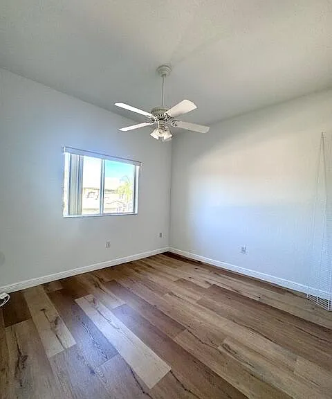 7842 Exeter Blvd E — Photo 29