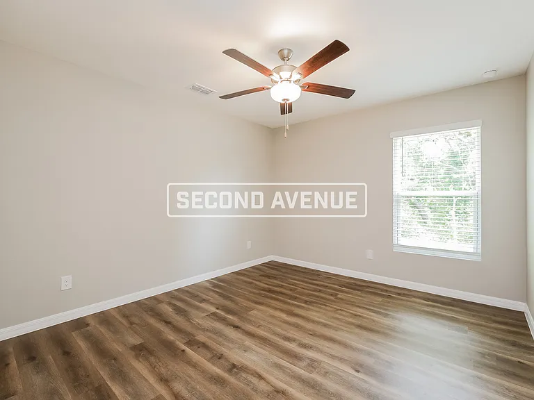 2105 NW 22nd Ave — Photo 16