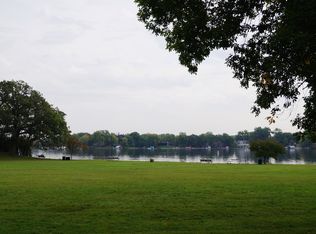 130 Lake St, Excelsior, MN 55331