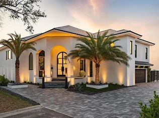 3310 Sunset Dr N, Saint Petersburg, FL 33710