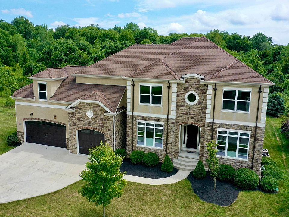 1st image of 790 Poppy Hills Dr