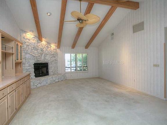 4th image of 338 Yacht Harbor Dr