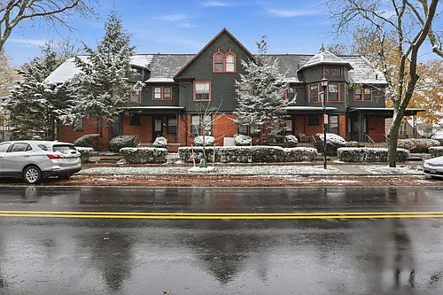 550 Park Ave Photo 1