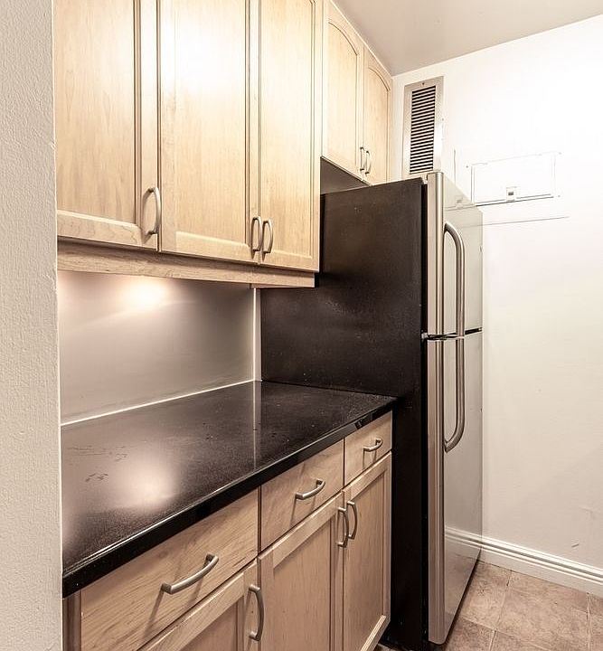 1st image of 201 E 87th St APT 9b