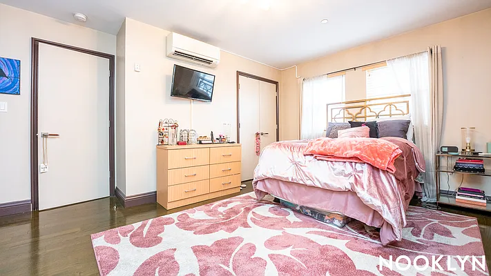 Rented by Nooklyn NYC LLC | media 35