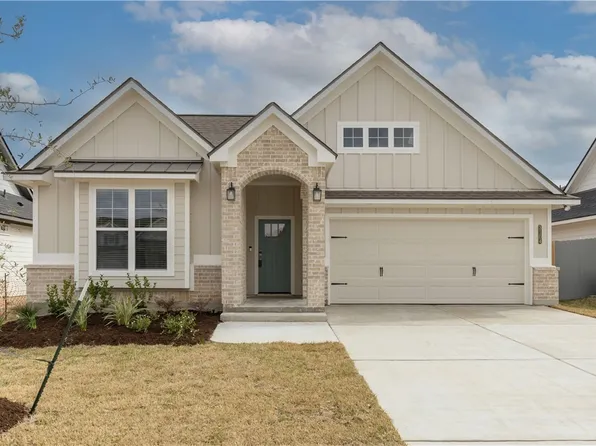 3104 Charge Ln, Bryan, TX 77808