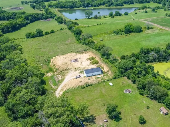 1187 Warren Ave, Cumming, IA 50061