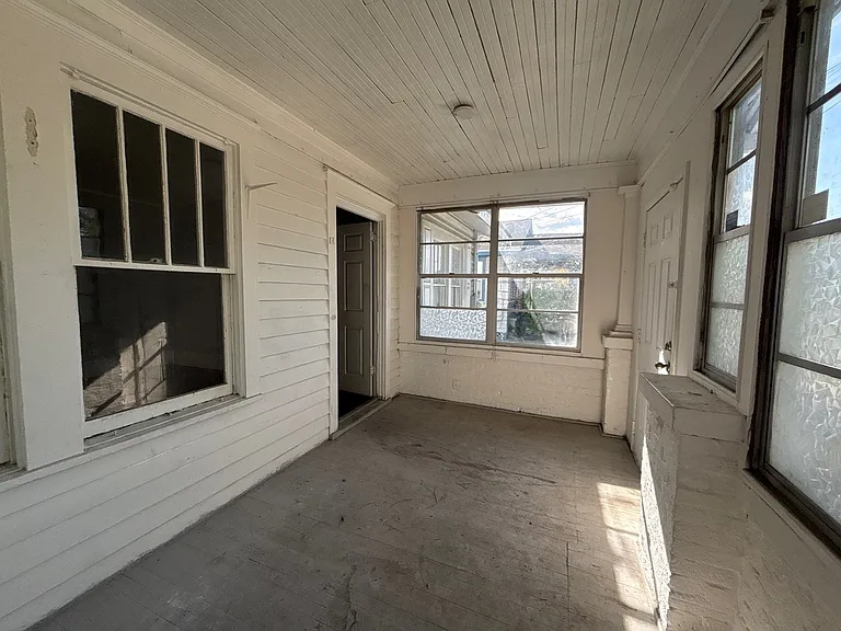 26 W 27th St — Photo 10