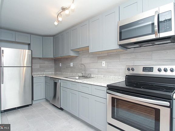 2nd image of 1336 Westbury Dr