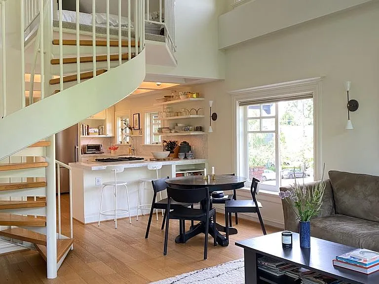 954 Broadway E #204 — Photo 11