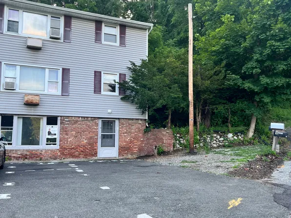 1 Andrea Dr #1B, Vernon, NJ 07462