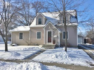 415 S 15th St, Estherville, IA 51334