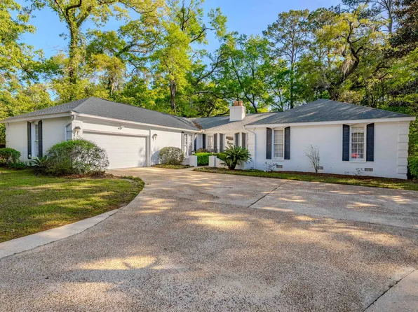 2601 Lotus Dr, Tallahassee, FL 32312